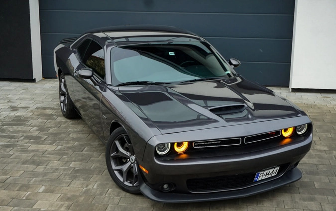 Dodge Challenger cena 129990 przebieg: 101000, rok produkcji 2019 z Czarnków małe 172